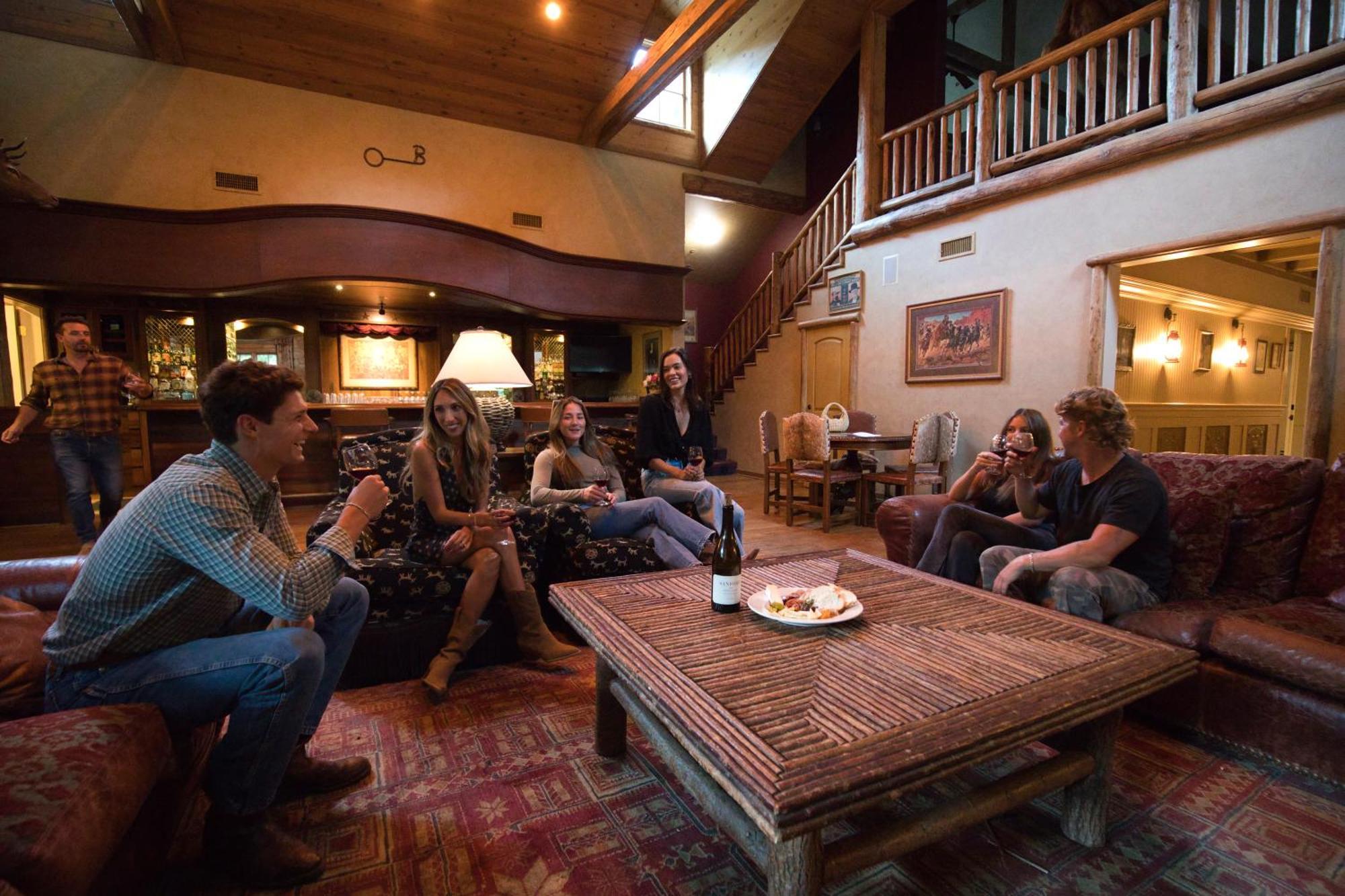 Circle Bar B Guest Ranch Hotel Capitan Kültér fotó